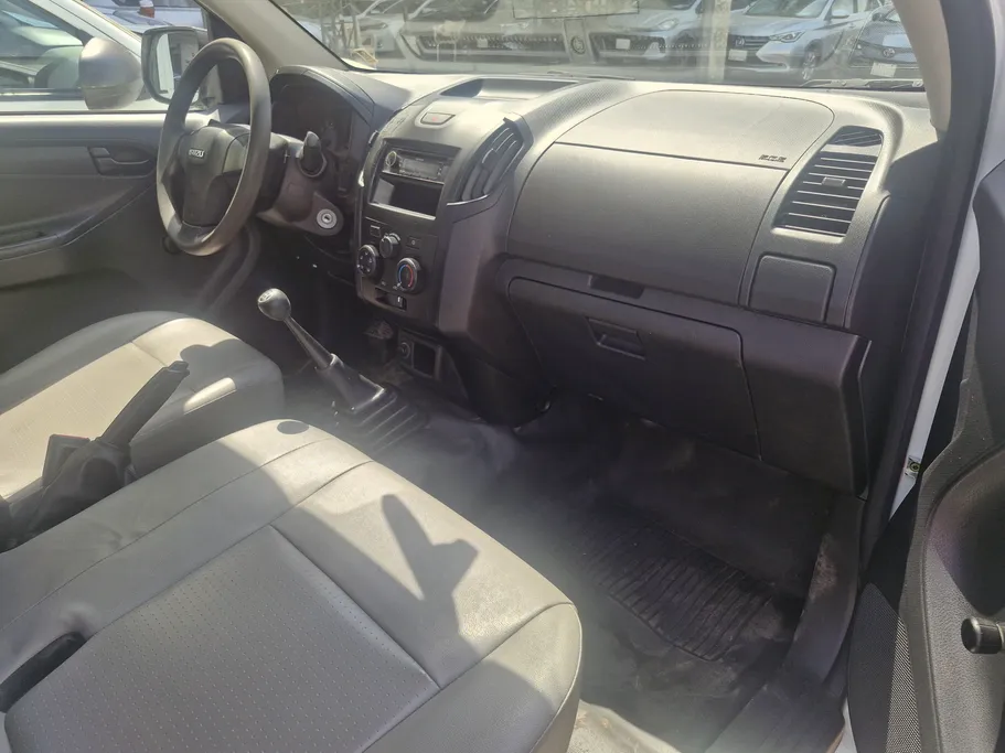 2023 Isuzu D-max SC 4x2 