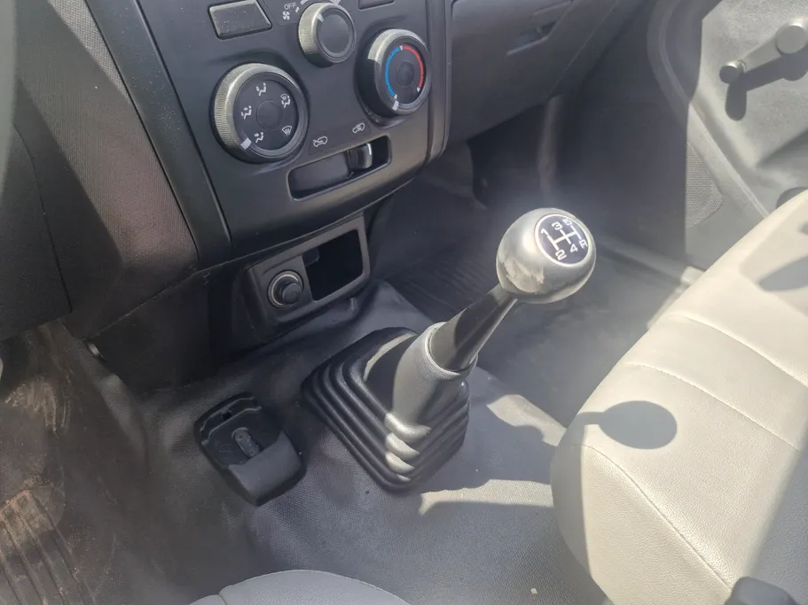 2023 Isuzu D-max SC 4x2 