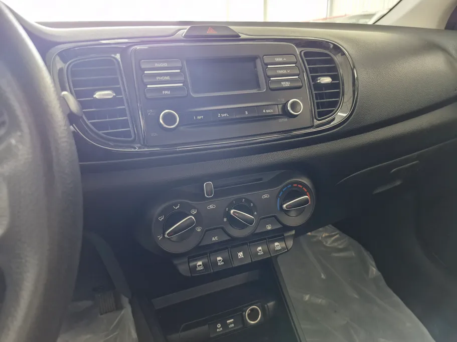 2023 Kia Pegas LX 