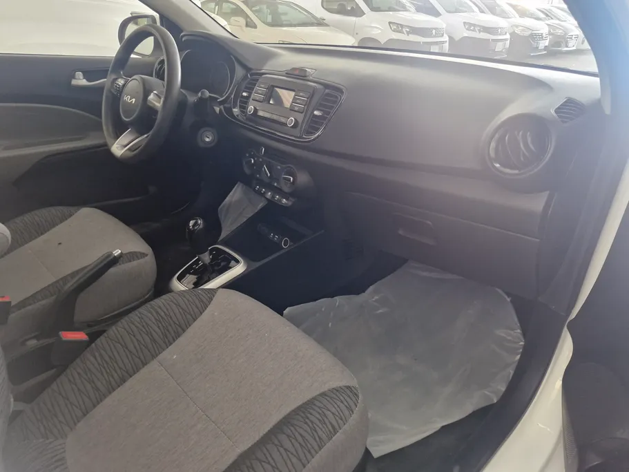 2023 Kia Pegas LX 