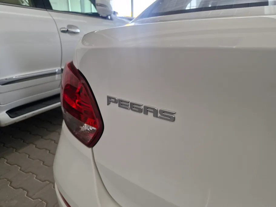 2023 Kia Pegas LX 