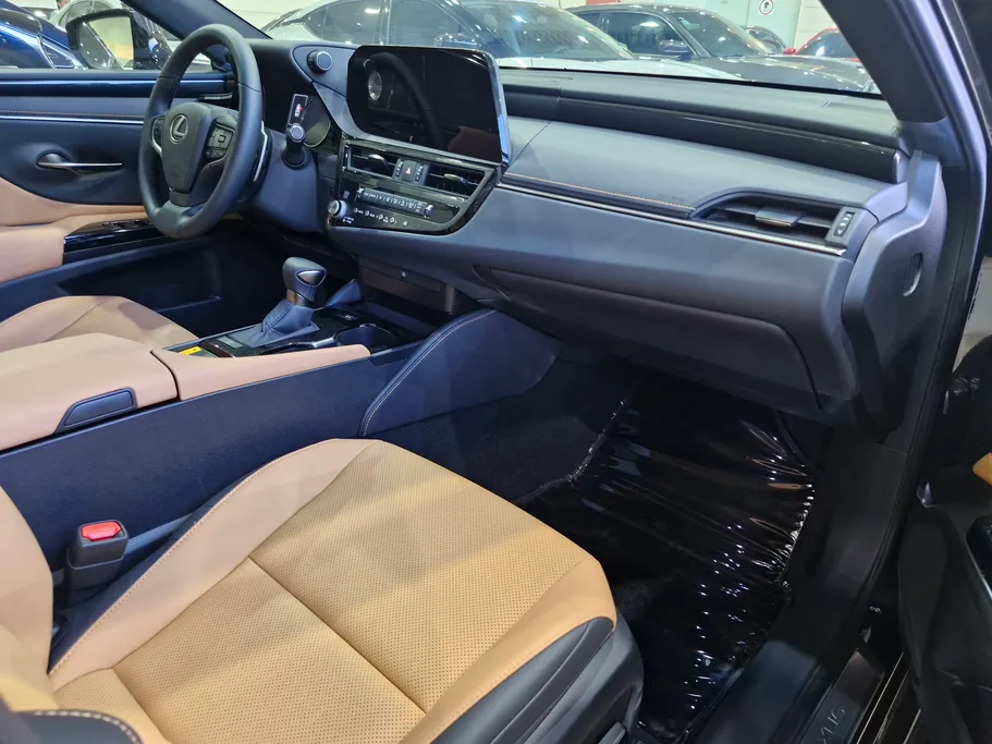 لكزس ES 250 AA Elegant 2025 