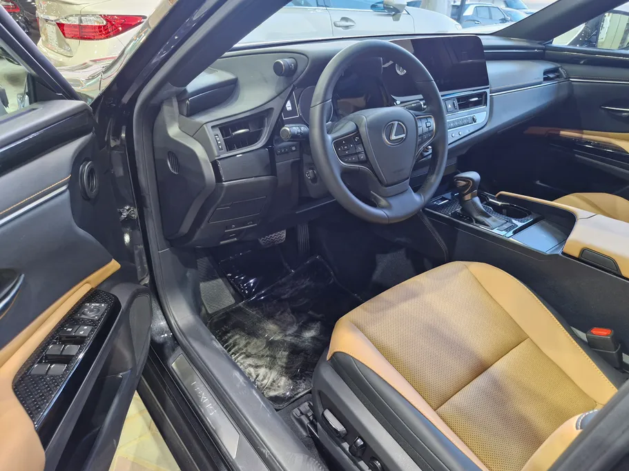 لكزس ES 250 AA Elegant 2025 