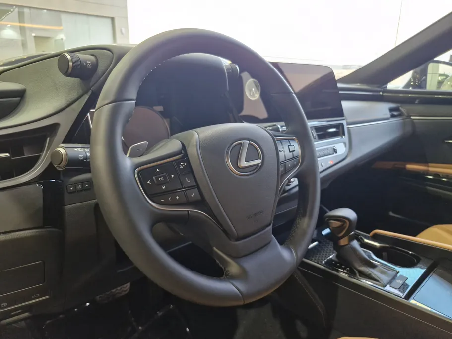 لكزس ES 250 AA Elegant 2025 