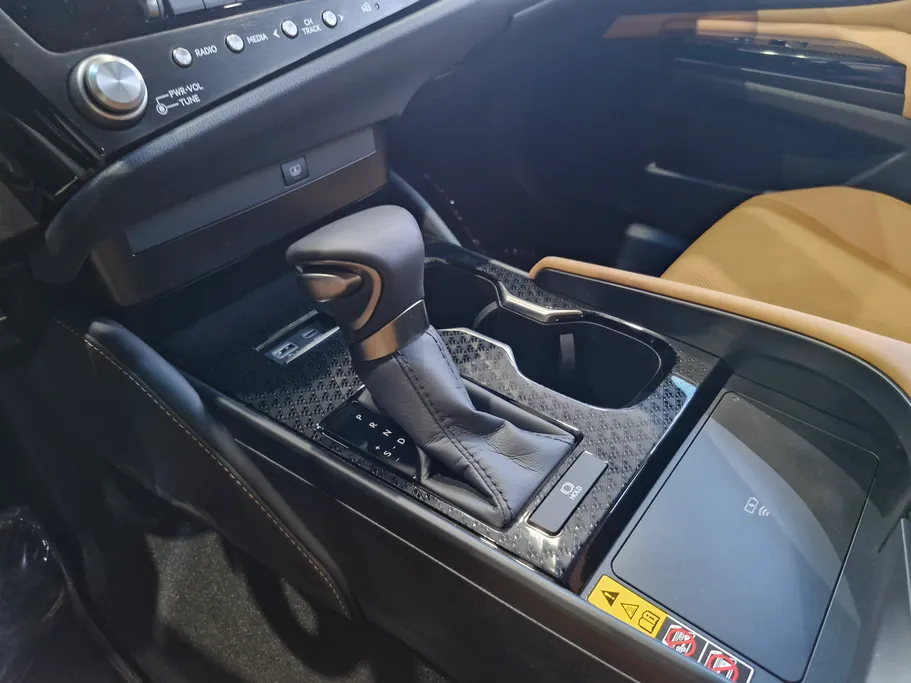 لكزس ES 250 AA Elegant 2025 