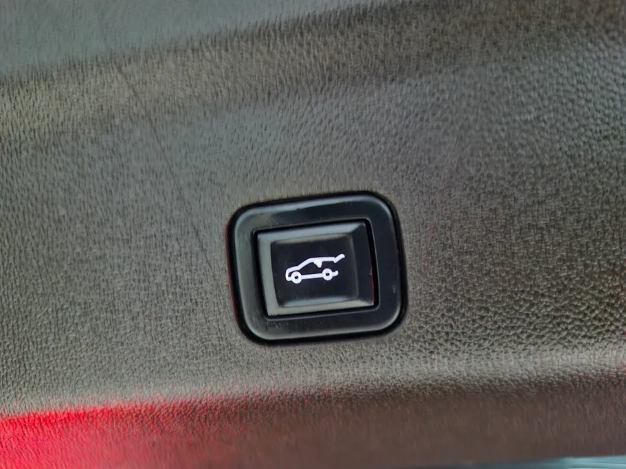 2022 GMC Yukon SLE 