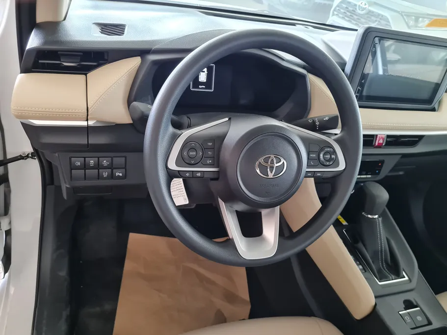 تويوتا يارس Y Plus 2026 