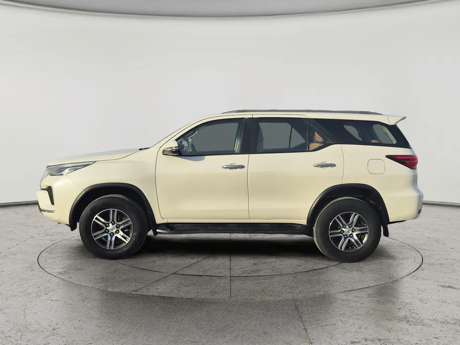 2022 Toyota Fortuner GX2 4x4 Diesel 