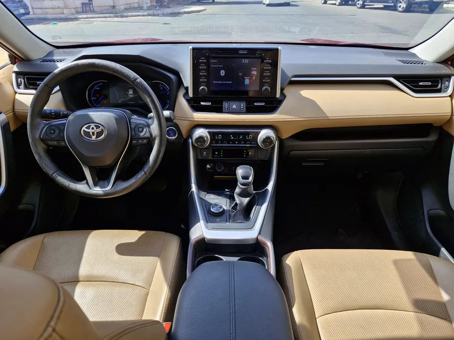 2020 Toyota RAV4 LTD Hybrid  