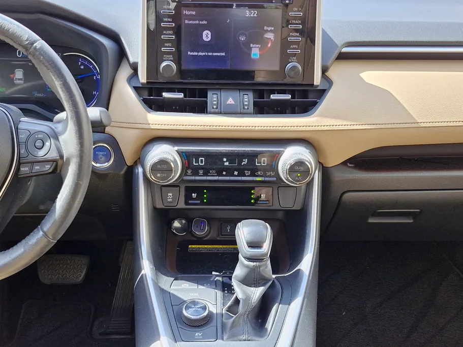 2020 Toyota RAV4 LTD Hybrid  
