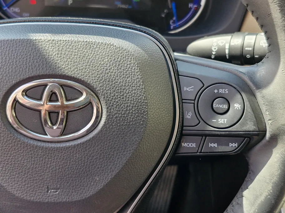 2020 Toyota RAV4 LTD Hybrid  