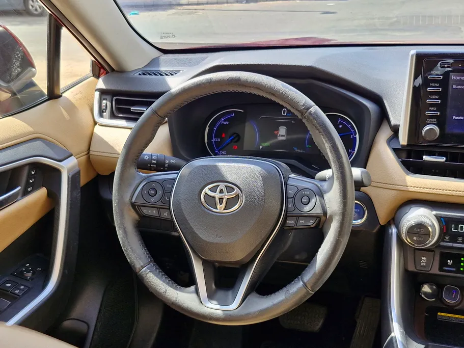 2020 Toyota RAV4 LTD Hybrid  