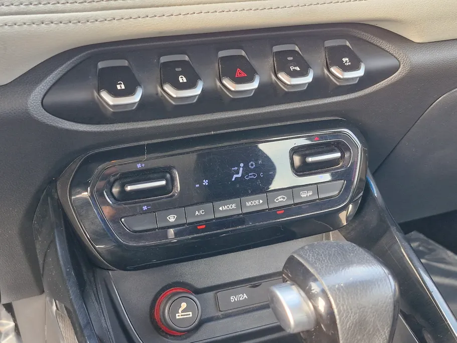 شفروليه كابتيفا Premier 2022 