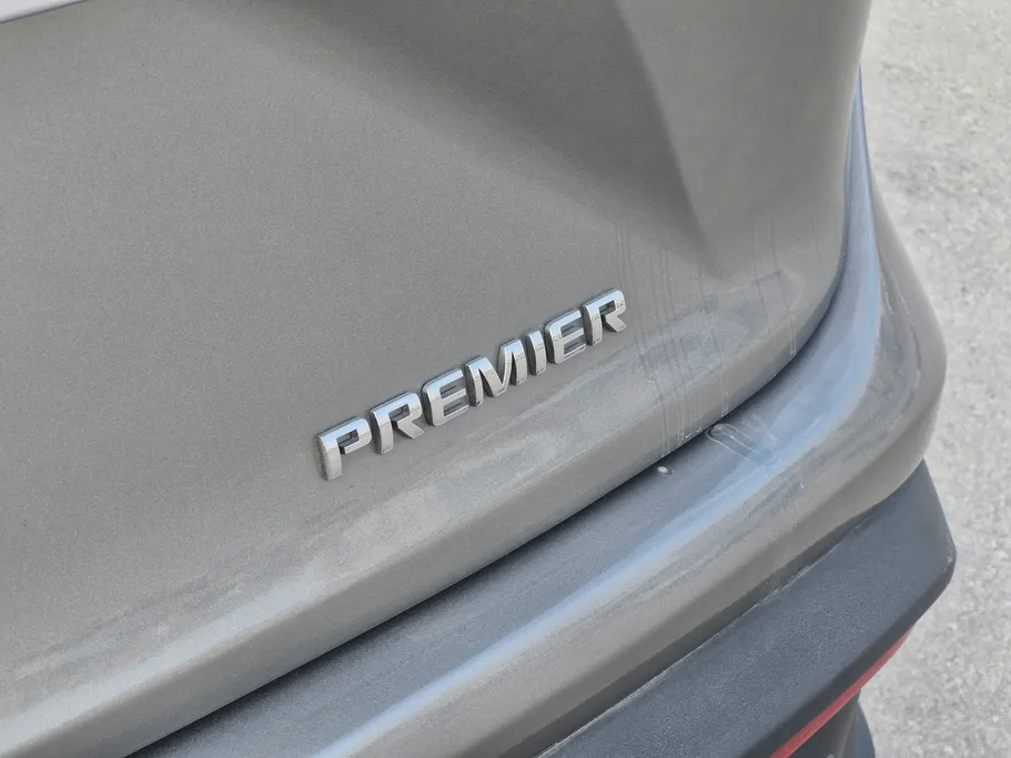 شفروليه كابتيفا Premier 2022 