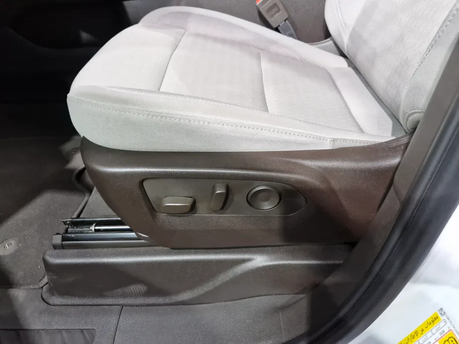 2024 GMC Yukon SLE 