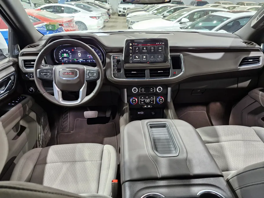 2024 GMC Yukon SLE 