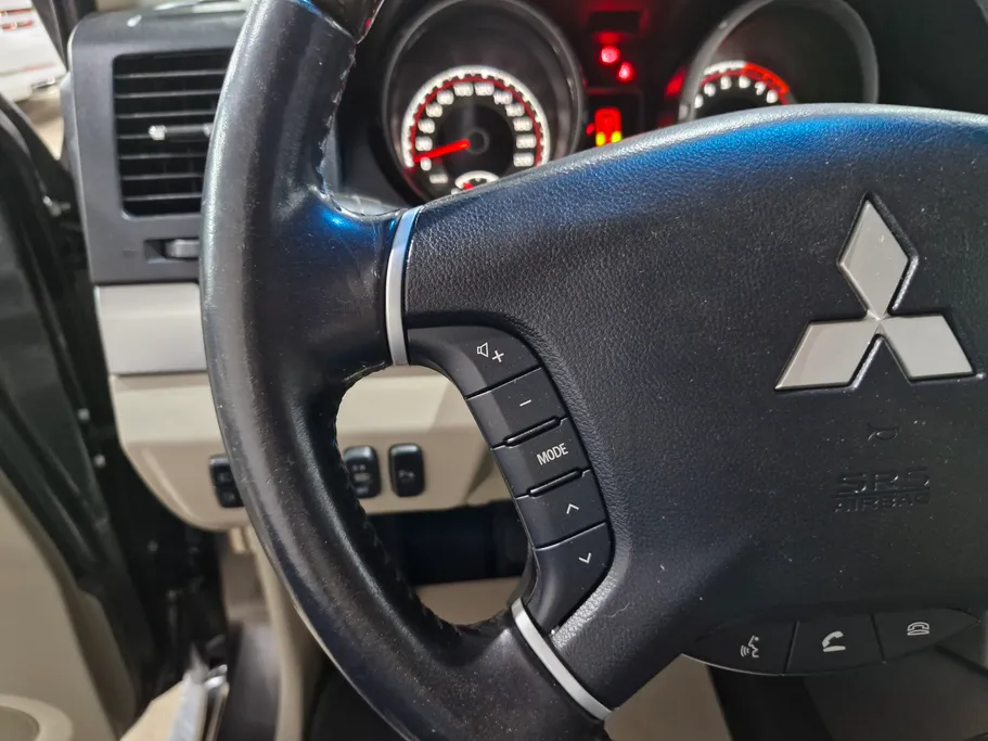 ميتسوبيشي باجيرو GLS 5Doors 2022 