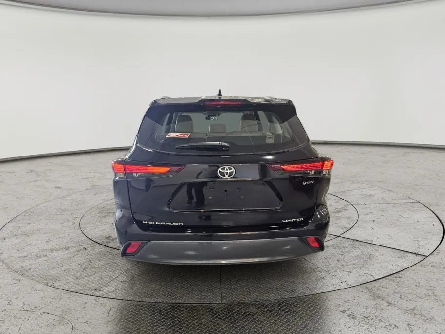2025 Toyota Highlander Limited 