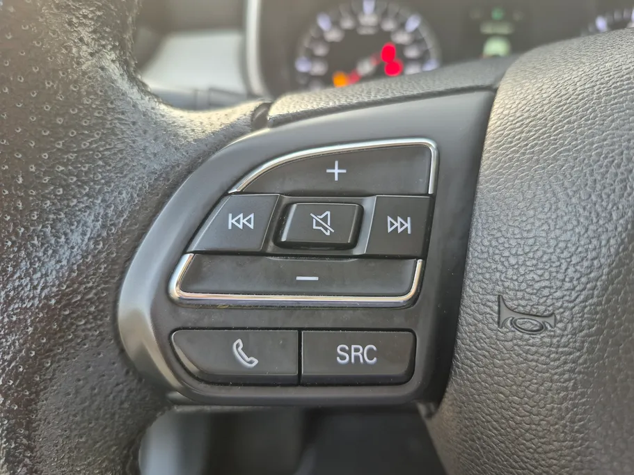 2022 MG ZS LUX 