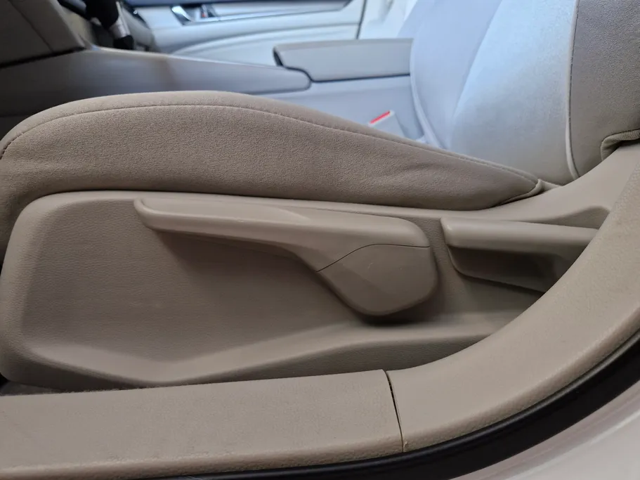هوندا اكورد LX 2020 