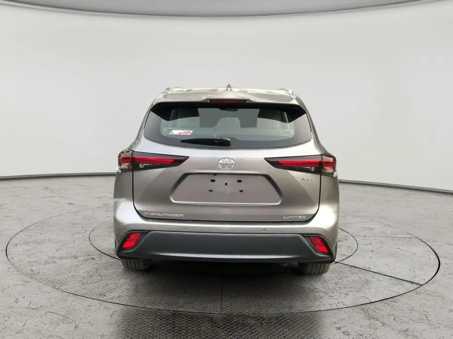 2025 Toyota Highlander Limited 