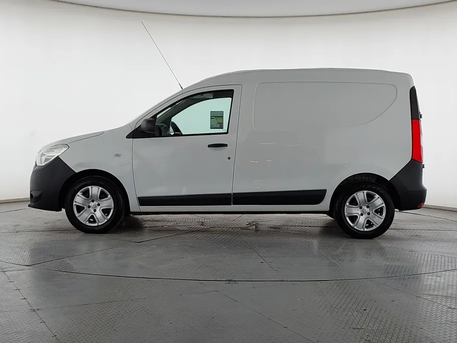 2022 Renault Docker Van بضاعة 