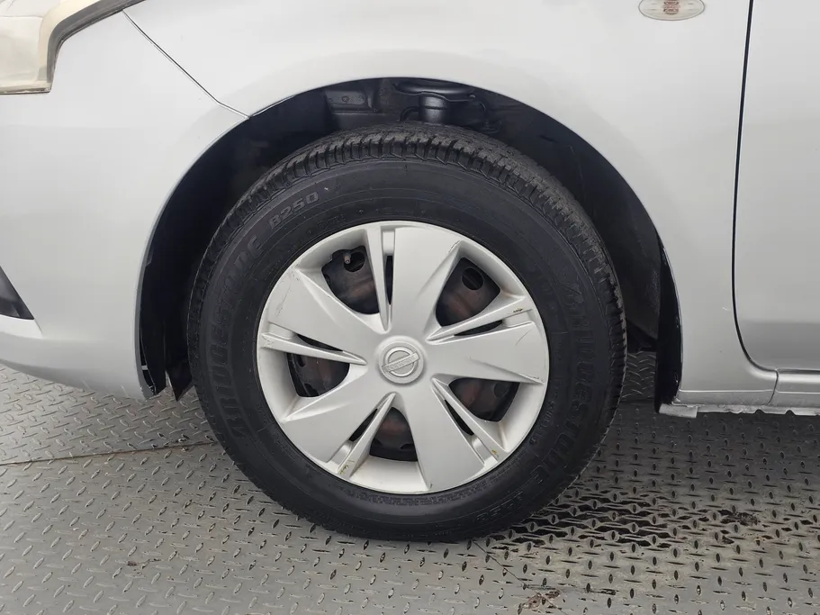 2019 Nissan Sunny SV 