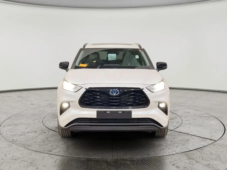 2025 Toyota Highlander GLE Black Edition	 