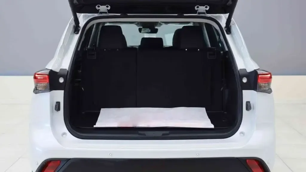 2025 Toyota Highlander GLE Black Edition	 