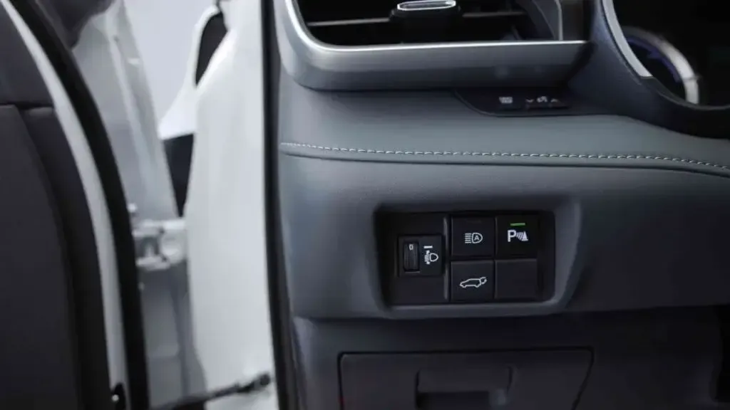 2025 Toyota Highlander GLE Black Edition	 