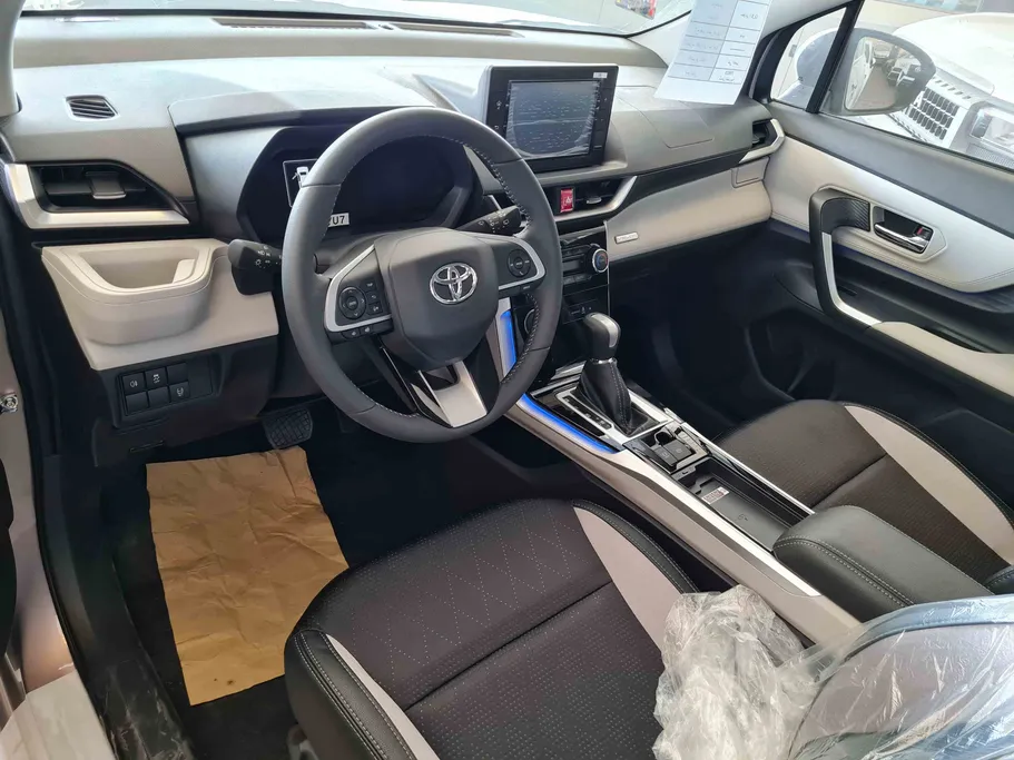 2025 Toyota Veloz GLX 