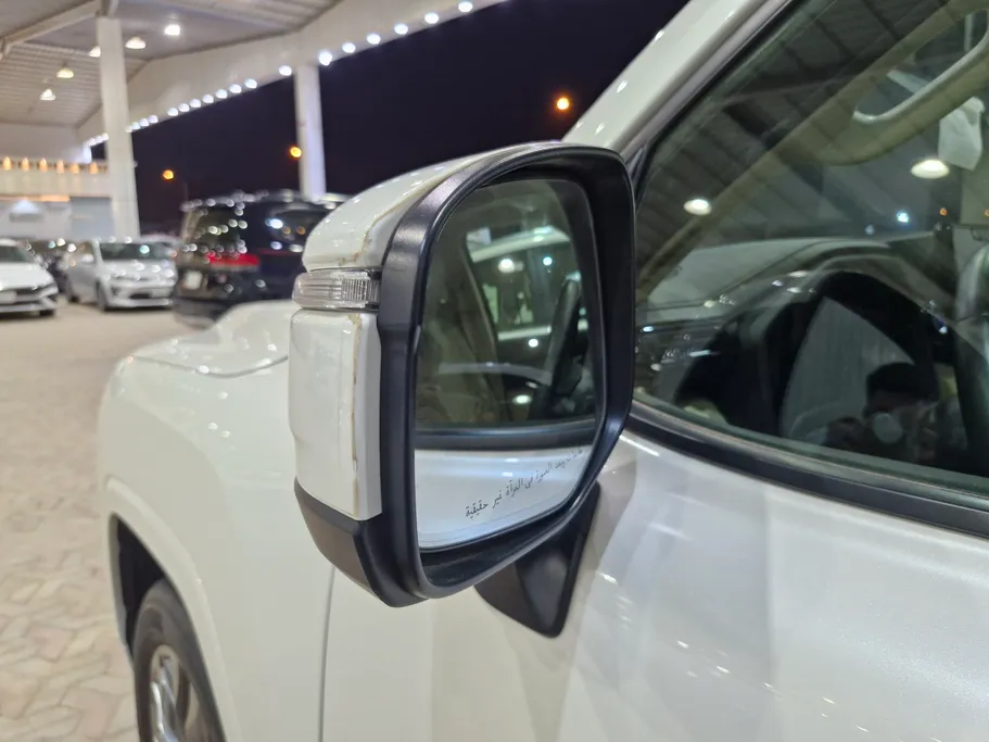 2023 Toyota Land Cruiser GXR 