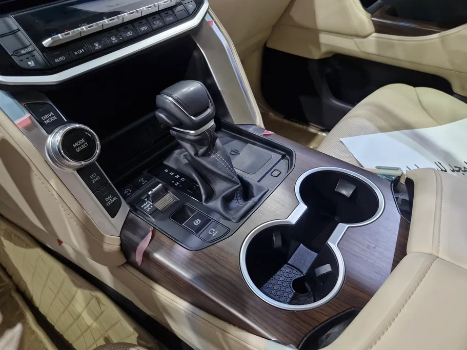 2023 Toyota Land Cruiser GXR 