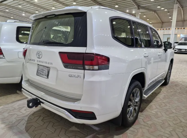 2023 Toyota Land Cruiser GXR 