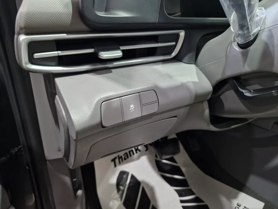 2023 Hyundai Elantra Smart 