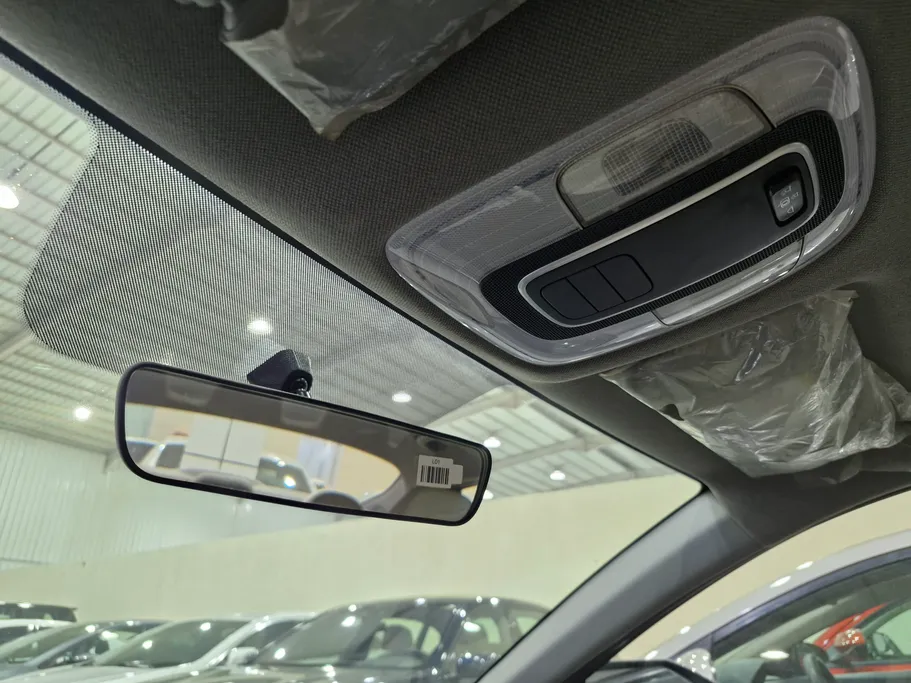 2023 Hyundai Elantra Smart 
