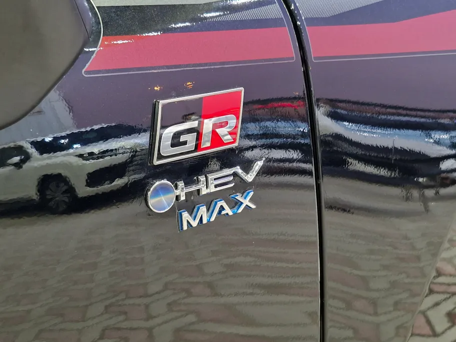 2025 Toyota Land Cruiser GR Sport 