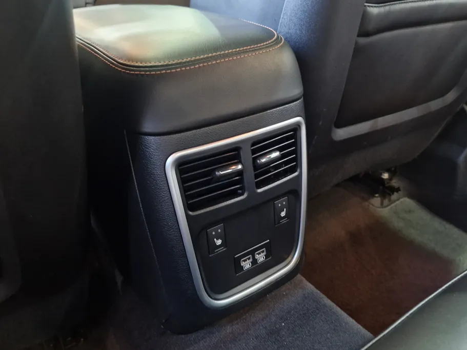 2018 Dodge Charger SXT 