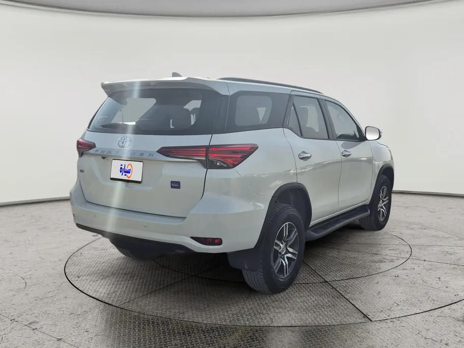 2021 Toyota Fortuner GX2 4x4 