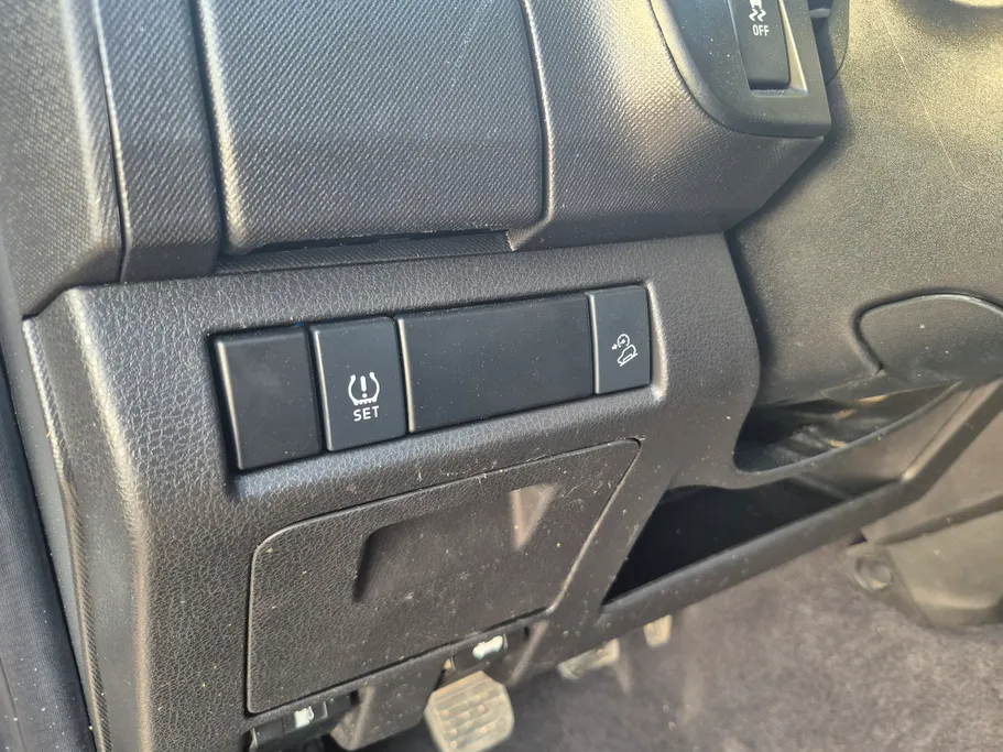 2023 Isuzu D-max DC 4x4 Diesel 