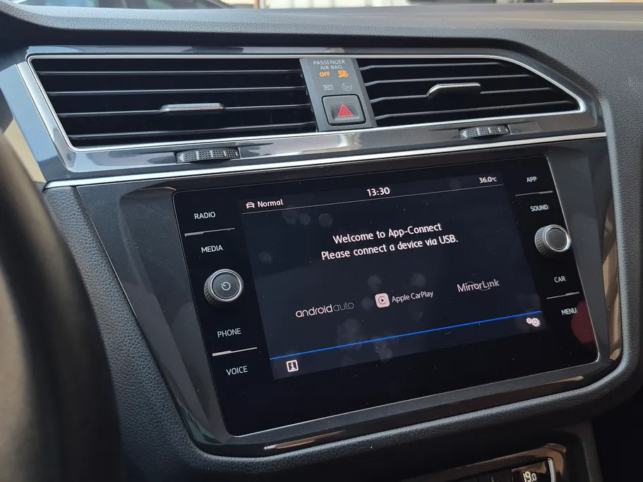 2019 Volkswagen Tiguan SE 