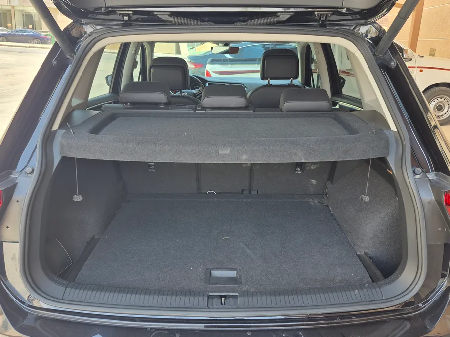 2019 Volkswagen Tiguan SE 