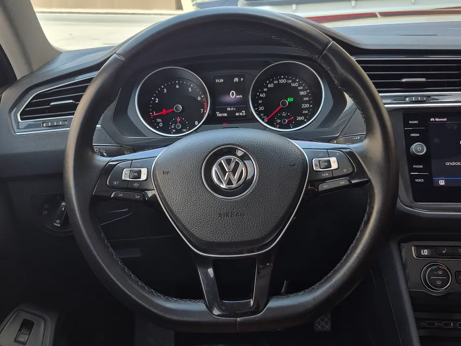 2019 Volkswagen Tiguan SE 