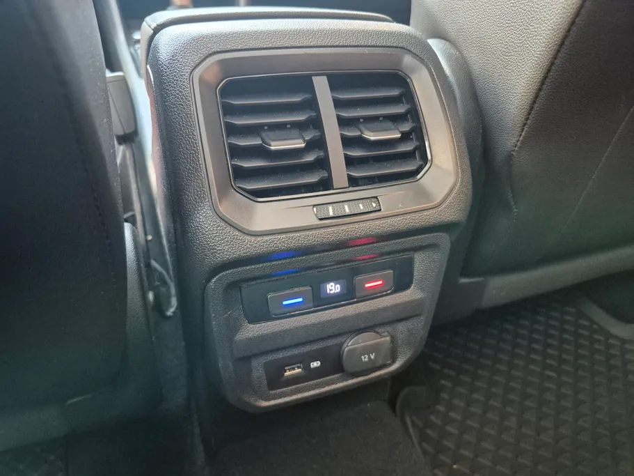 2019 Volkswagen Tiguan SE 
