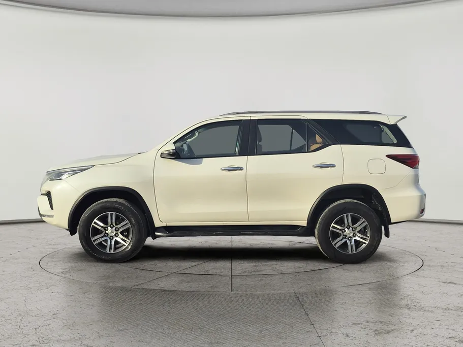 2022 Toyota Fortuner GX2 4x4 Diesel 