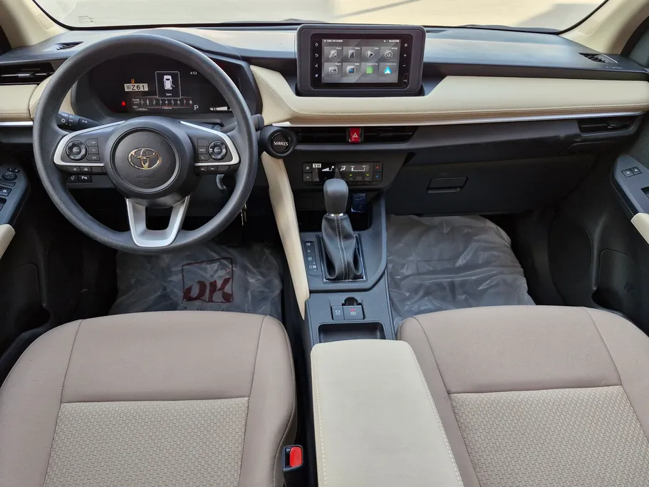 2024 Toyota Yaris  Y Plus 