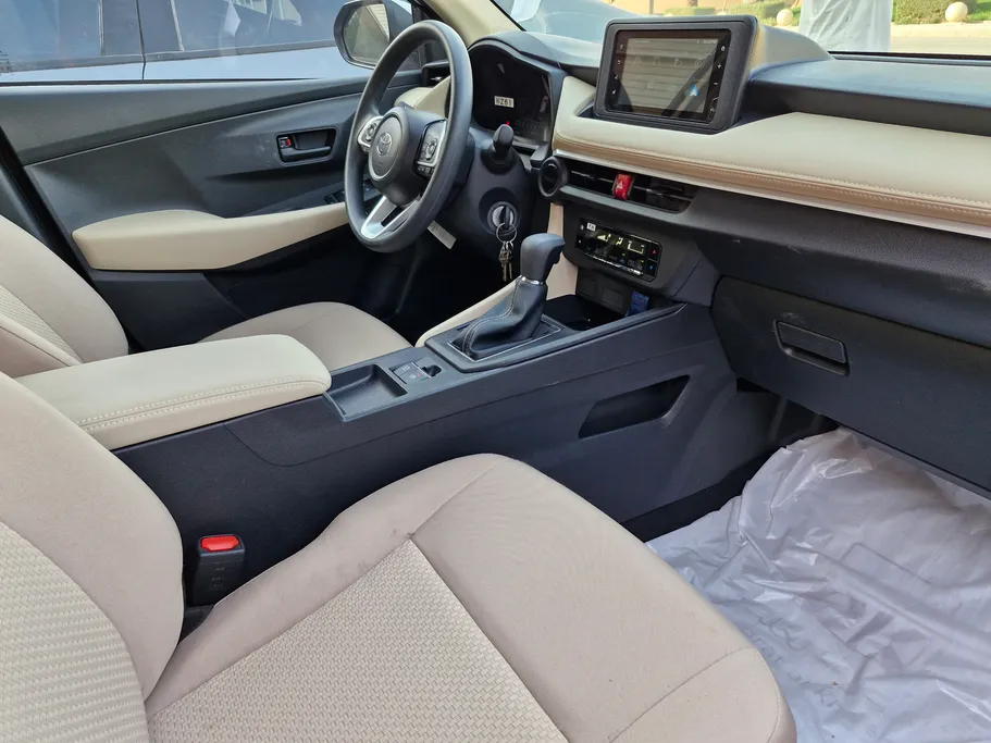 2024 Toyota Yaris  Y Plus 