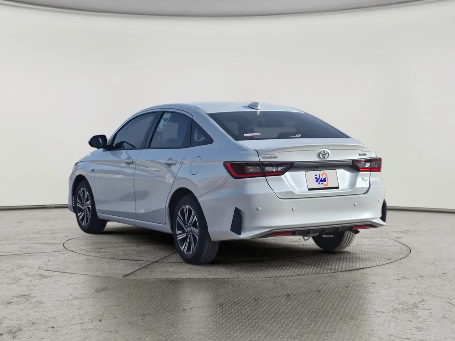 2024 Toyota Yaris  Y Plus 