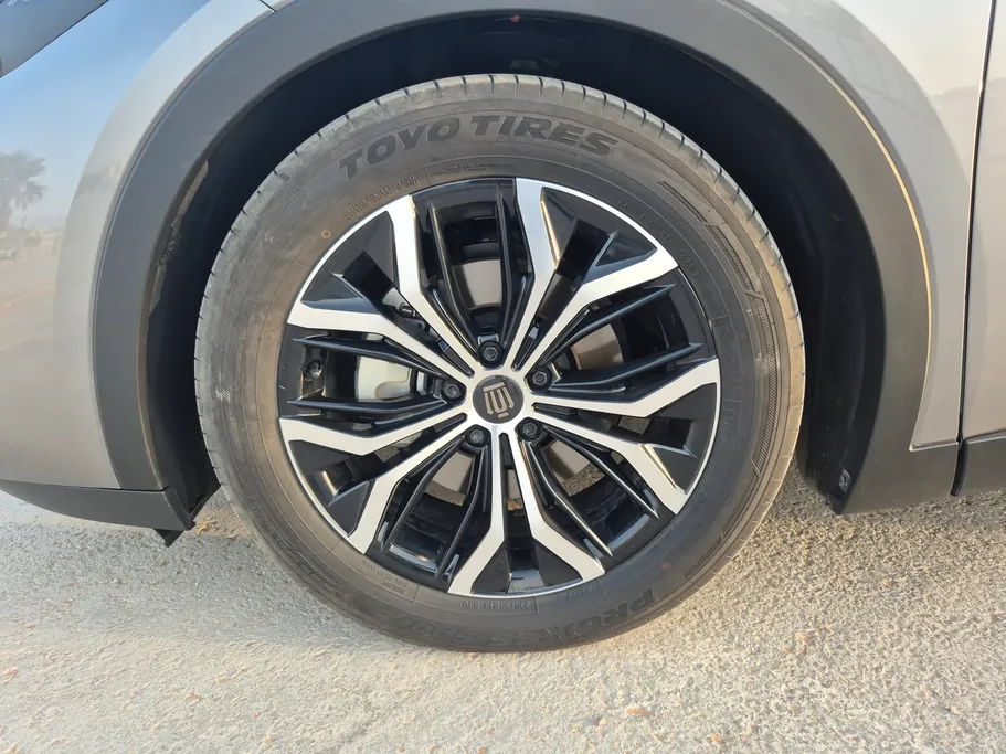2023 Toyota Crown Premium 