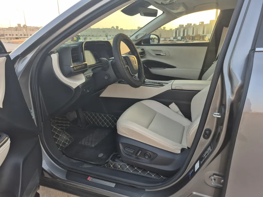 2023 Toyota Crown Premium 